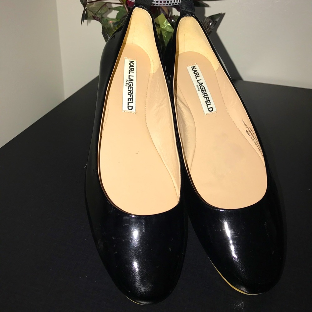 Black Karl Lagerfeld flat - Brand New